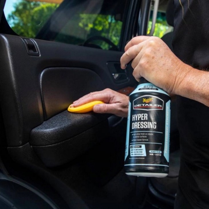 Dressing pentru plastic si cauciuc Meguiars Hyper Dressing, 946ml - DRTU17032 - MEGUIAR`S