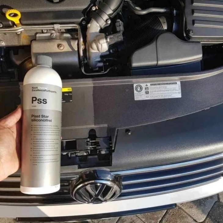 Dressing plastic exterior semi-mat Koch Chemie Plast Star Silicon and Oil Free, Pss, 1L - 173001 - KOCH CHEMIE