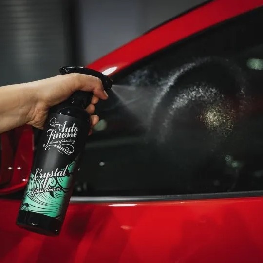 Solutie de curatat suprafete vitrate - CRYSTAL 500ML