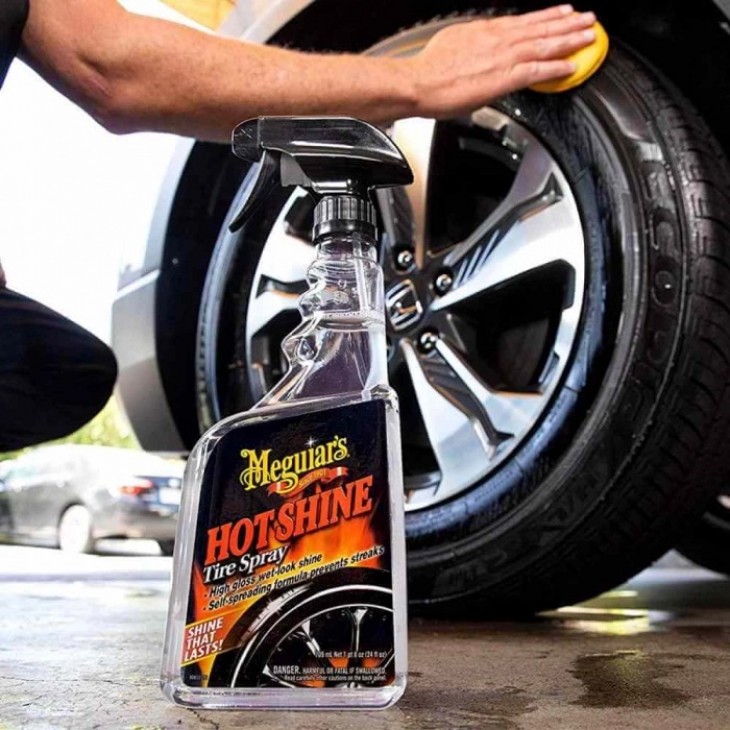 Solutie luciu anvelope Hot Shine Tire Spray Meguiars, 710ml - G12024 - MEGUIAR`S