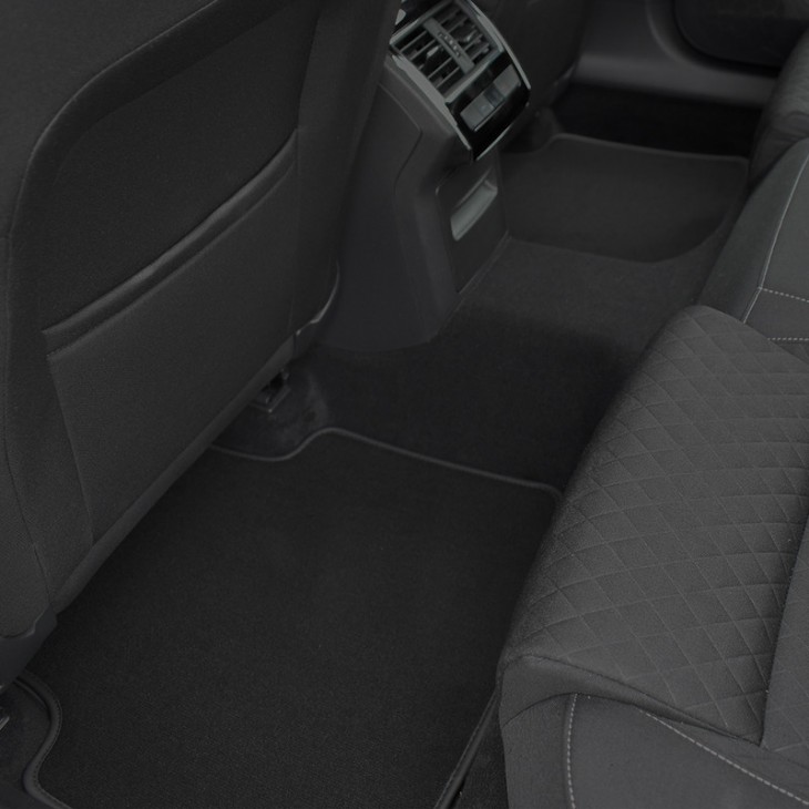 Set covorase auto mocheta umbrella pentru seat ateca(2016-) - 3831106368575 - UMBRELLA