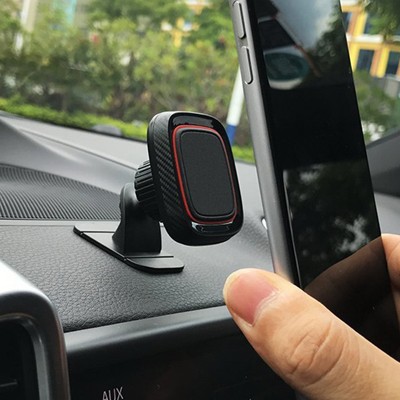 Suport telefon magnetic auto cu fixare pe bord
