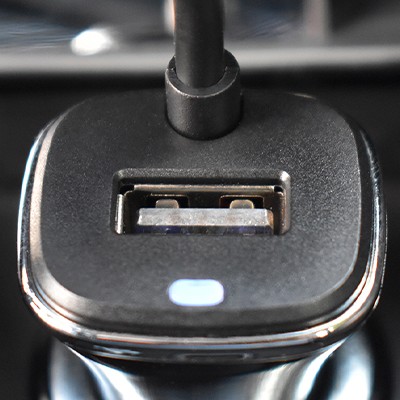 Incarcator auto 4xusb 5.8a (2.4a fata si 3.4a spate) cu extensie 1.4m - 02783 - MEGA DRIVE