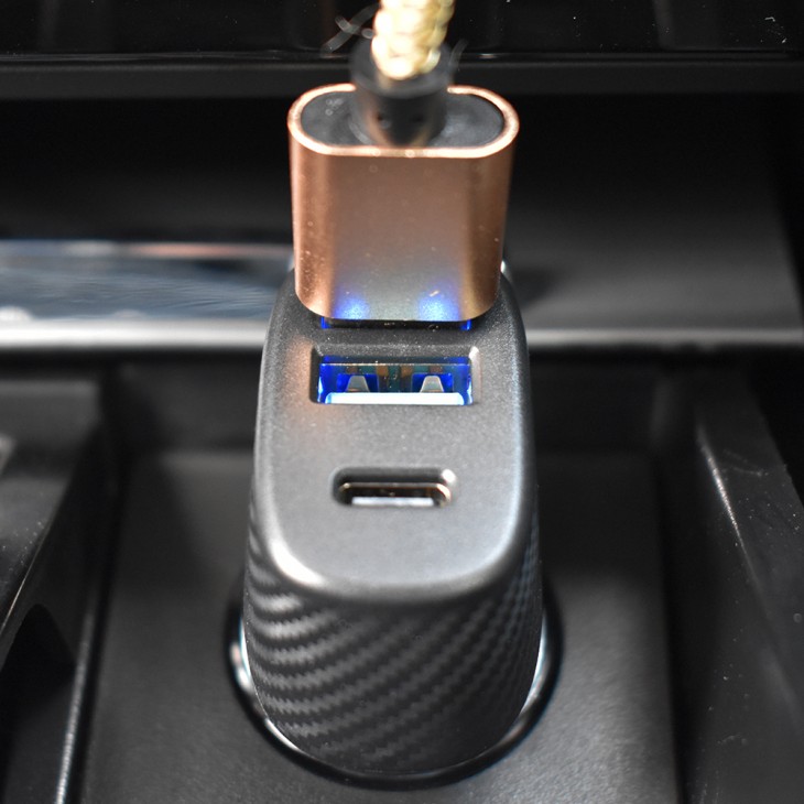 Incarcator auto cu 2xusb qc3.0 si 1xusb type-c 42w - 02780 - MEGA DRIVE