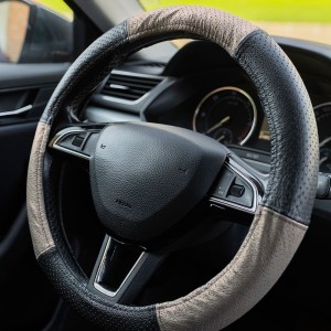 Husa volan piele naturala perforata bej 37-39 cm mega drive