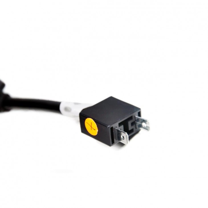 Adaptor CanBus cu soclu H7 pentru becuri Xenon sau LED, 12V - 24V - AVX-AM01070 - AMIO