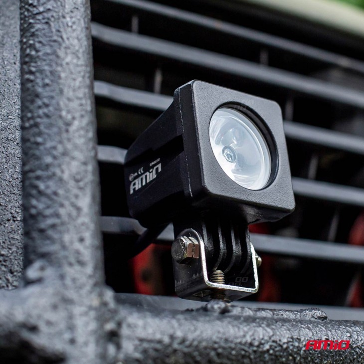 Proiector LED pentru Off-Road, ATV, SSV,  culoare 6500K, 1000 lm, tensiune 9 - 36V, dimensiune 50 x 50 mm - AVX-AM02432 - AMIO