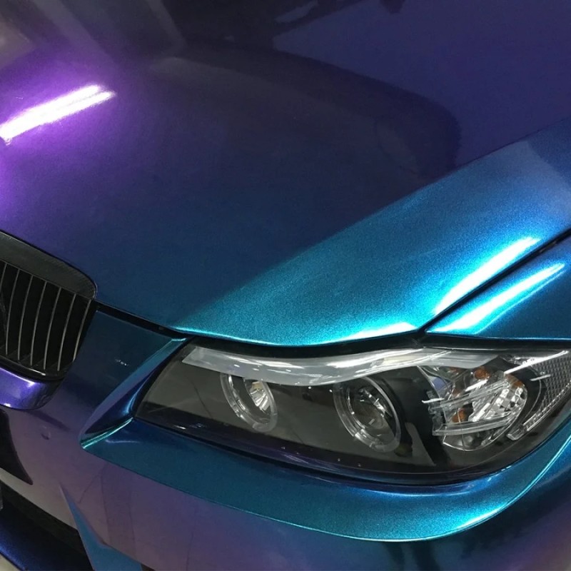 Folie auto Cameleon Albastru/Violet pentru colantare integrala, Termoplastica, cu tehnologie Folie auto Cameleon Albastru/Violet pentru colantare integrala, Termoplastica, cu tehnologie