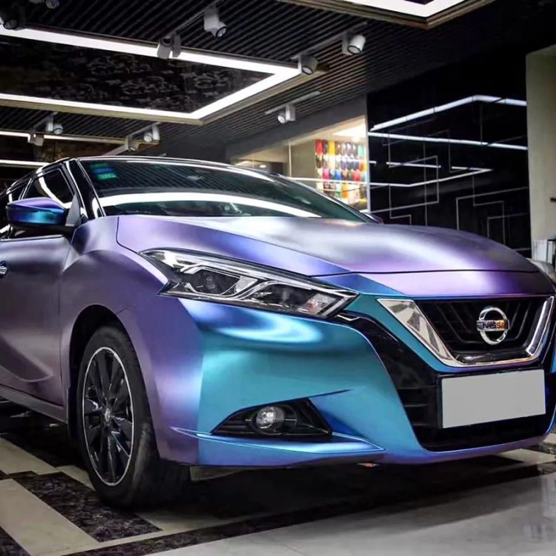 Folie auto Cameleon Albastru/Violet pentru colantare integrala, Termoplastica, cu tehnologie Folie auto Cameleon Albastru/Violet pentru colantare integrala, Termoplastica, cu tehnologie