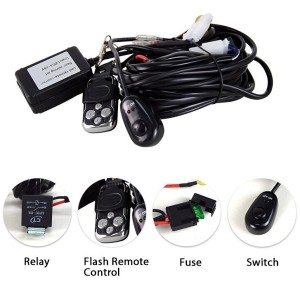 Cablaj pentru proiectoare LED cu telecomanda, functii strobo, relee si sigurante incluse, alimentare 12V Cablaj pentru proiectoare LED cu telecomanda, functii strobo, relee si sigurante incluse, alimentare 12V