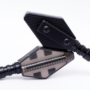 Set 2 lampi Semnalizare Moto, model CROSS, cu 2 functii, pozitie si semnalizare, tensiune 12V