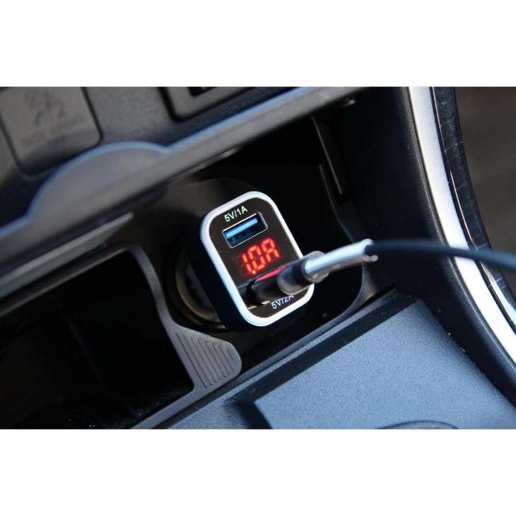 Incarcator auto 2xUSB cu Voltmetru Digital - AVX-AM01028 - AMIO